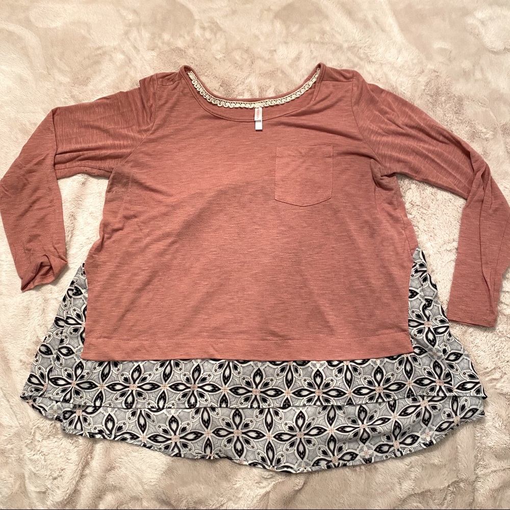 Cute Two Toned Top